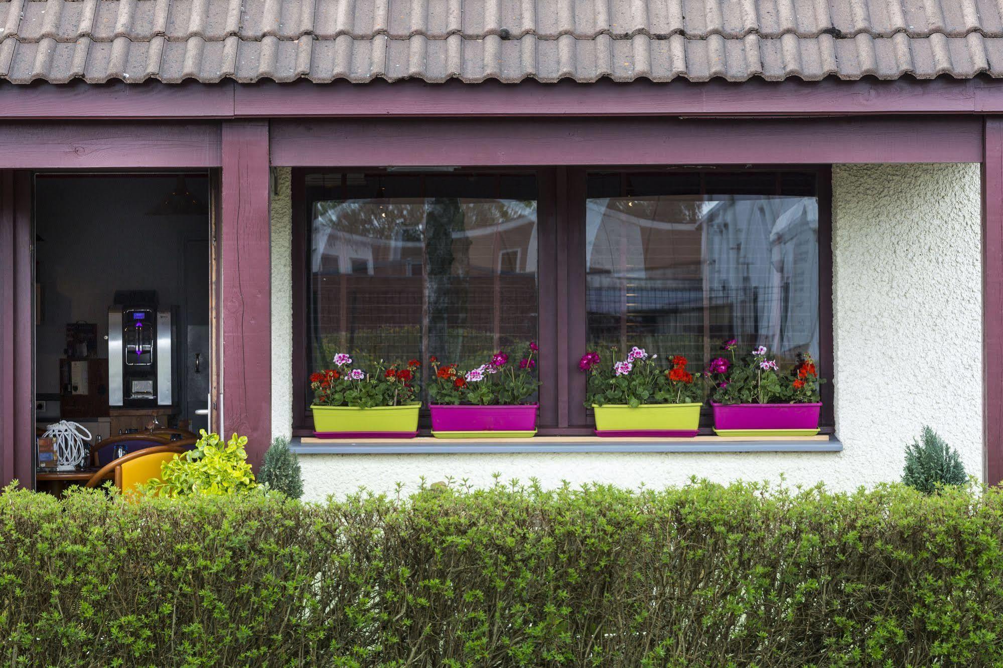 Sure Hotel By Best Western Rouvignies Valenciennes Buitenkant foto