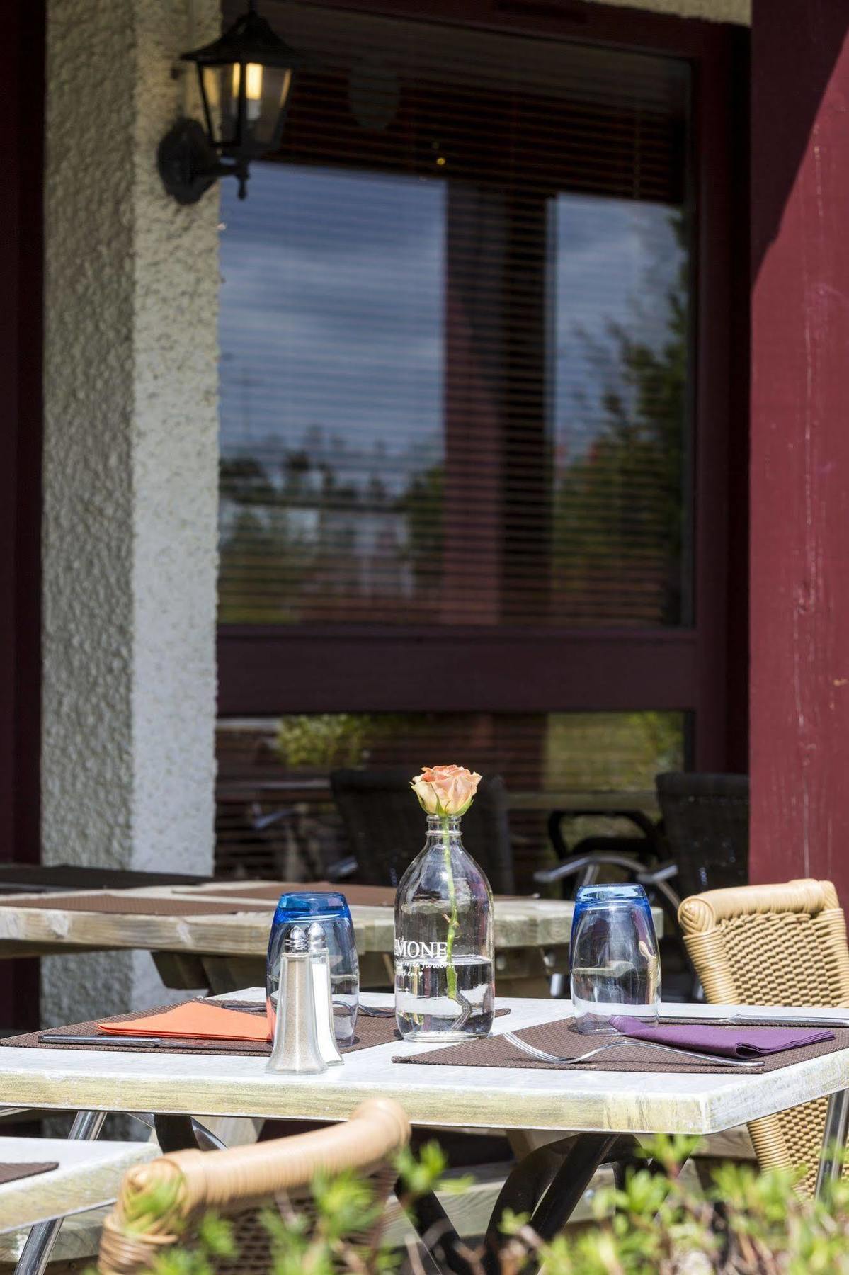 Sure Hotel By Best Western Rouvignies Valenciennes Buitenkant foto
